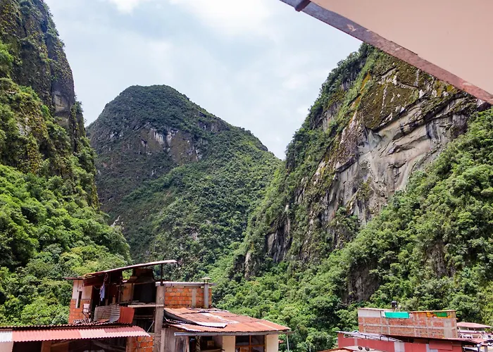 Hotel Rockrivers Plaza 3*